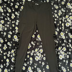 cut-out leggings